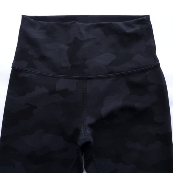 Lululemon Wunder Train High Rise Short 8" - Picture 7 of 13